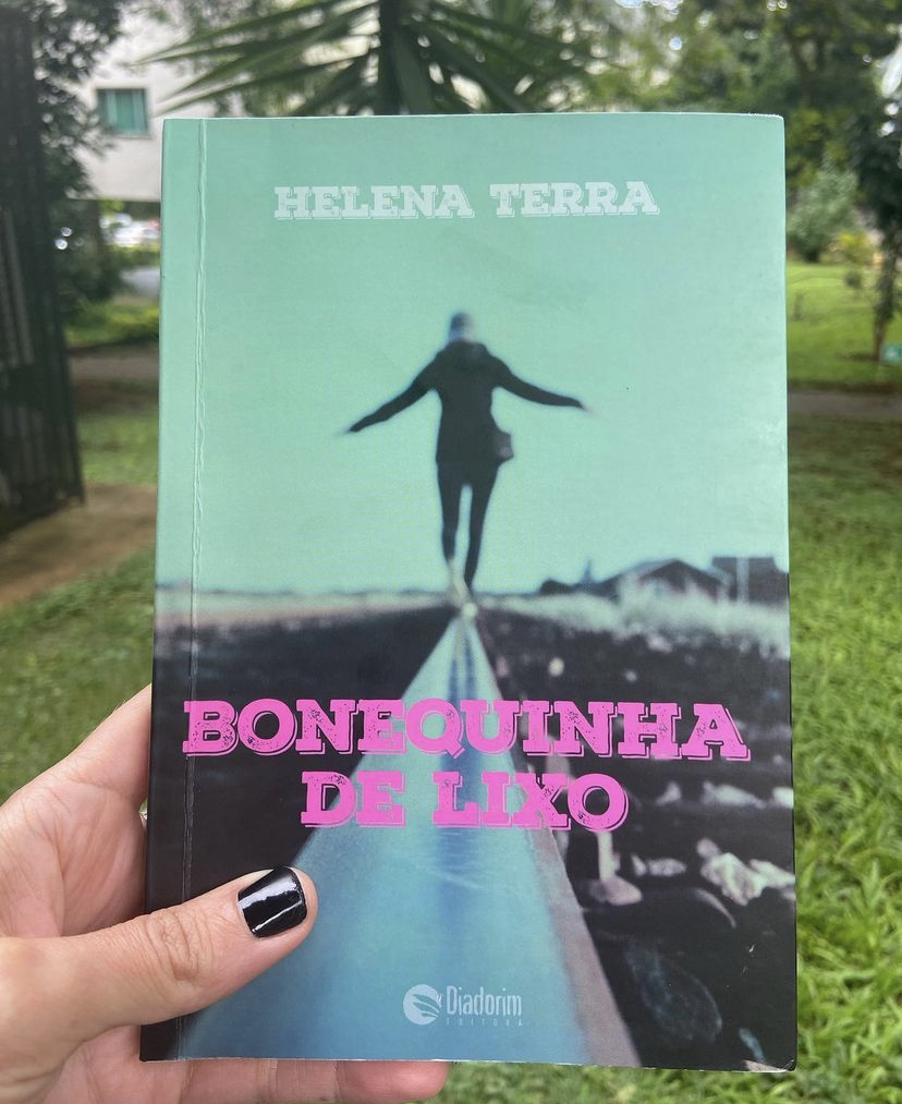 Bonequinha de lixo_foto Bonequinha de lixo_foto